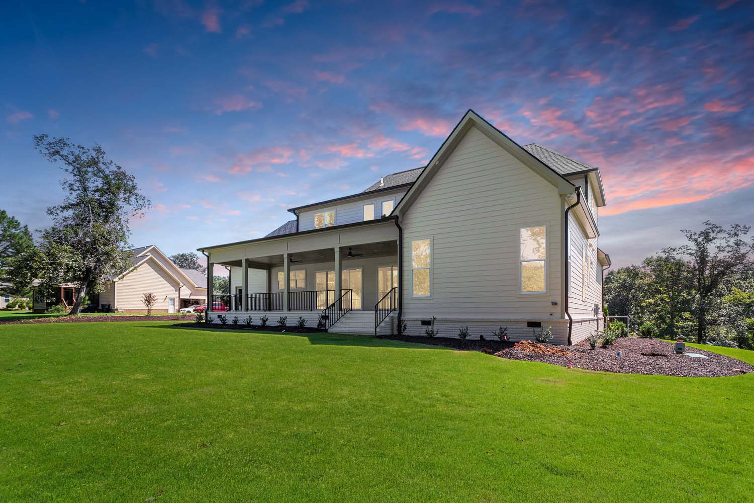 The Luca: Custom Modern Luxury Home By Hafsa Building Group