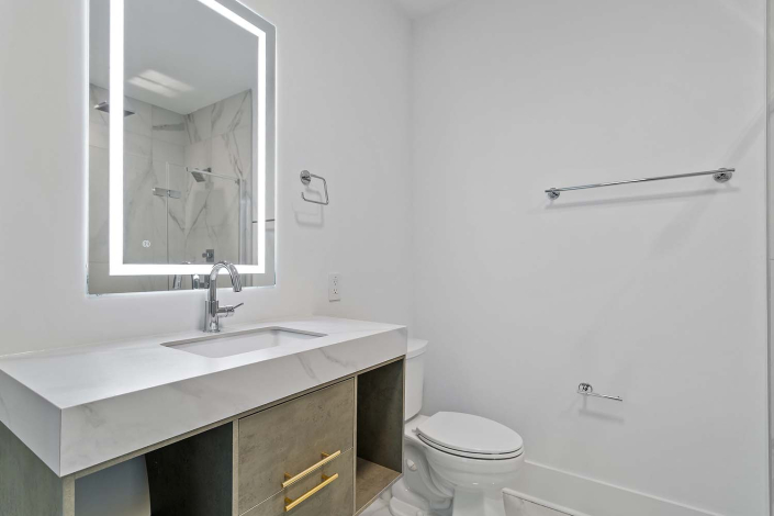 The Luca: Custom Modern Luxury Home By Hafsa Building Group