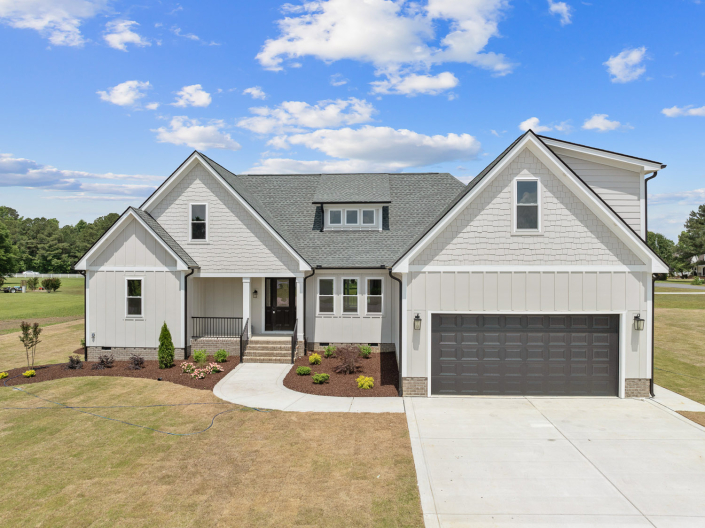 The Timberlake: Custom Craftsman Style Home by Hafsa Building Group