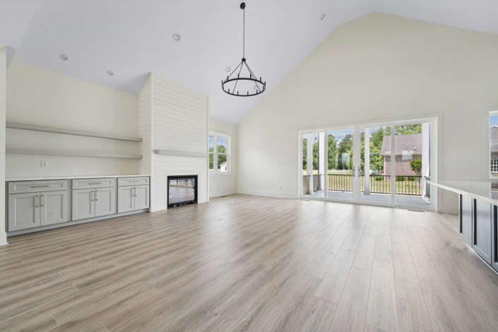 The Timberlake: Custom Craftsman Style Home by Hafsa Building Group