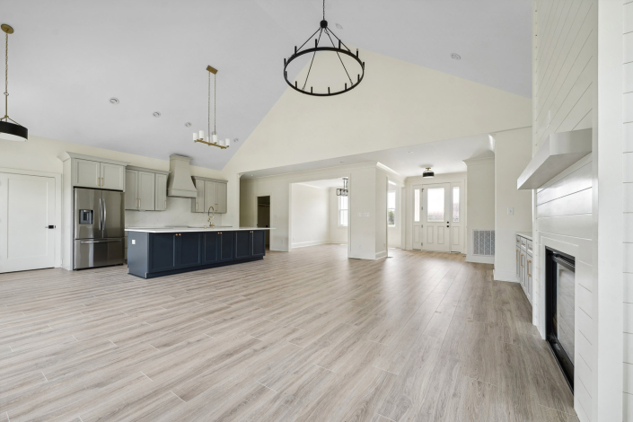 The Timberlake: Custom Craftsman Style Home by Hafsa Building Group