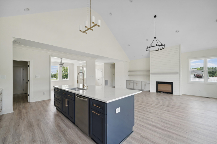 The Timberlake: Custom Craftsman Style Home by Hafsa Building Group