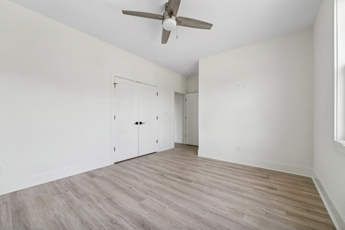 The Timberlake: Custom Craftsman Style Home by Hafsa Building Group