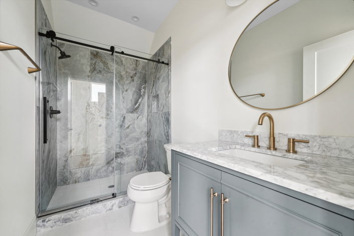 The Timberlake: Custom Craftsman Style Home by Hafsa Building Group