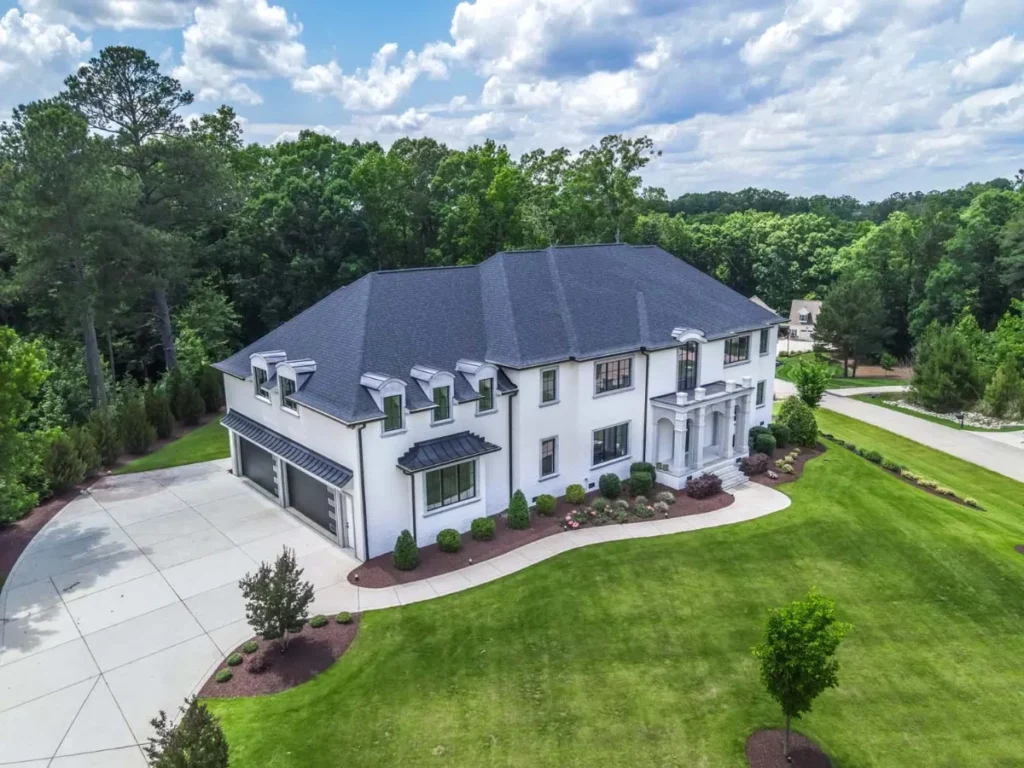 New-Luxury-Custom-Home_The-Vercelli_Raleigh-NC_By-Hafsa-Building-Group17